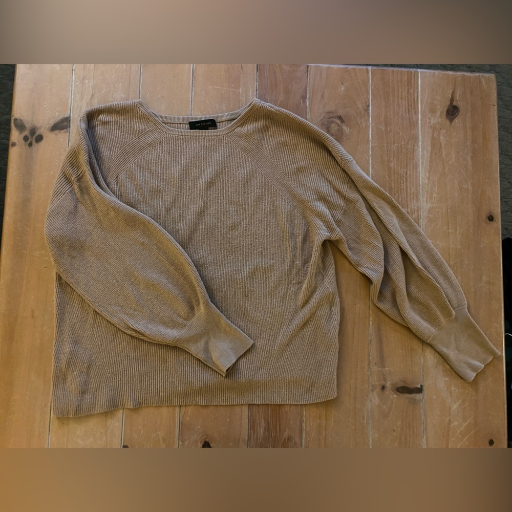 Ann Taylor Sweater-Like Material Puff Sleeve Blouse. Size XL. Gently Worn.